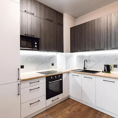 Aquamarine 2-bd Sea View 100